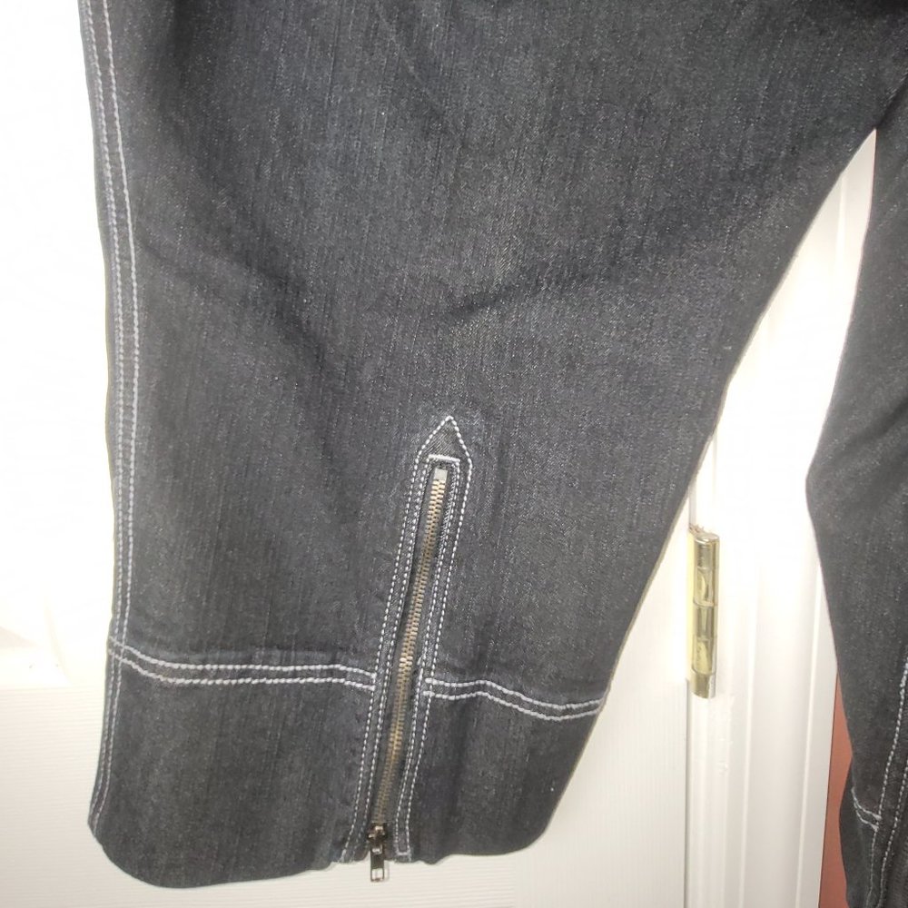 Lane Bryant Capri Size 24 with Belt  RN# 118641 - Picture 4 of 9